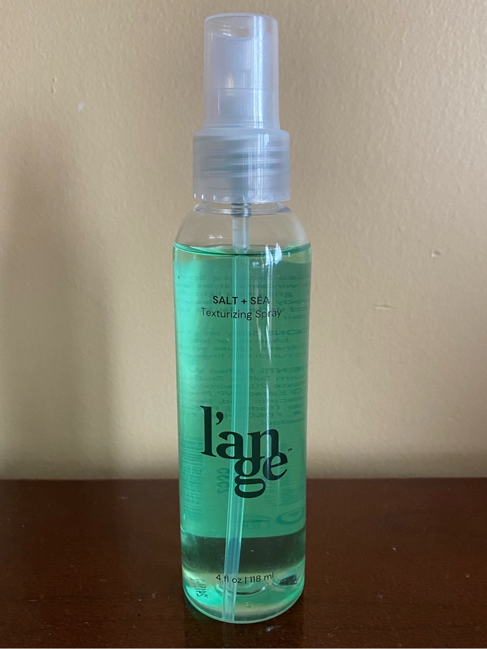 L'ange Green Clear Texturizing Hairspray Bottle